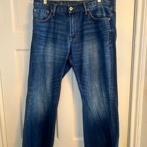 Old Navy Men's Bootcut Jeans in Dark Blue